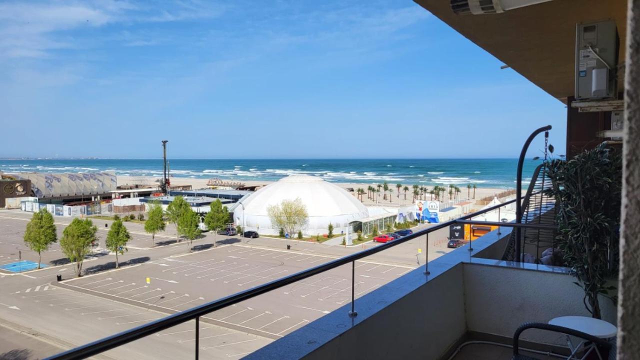 Ella Summerland Mamaia Bagian luar foto