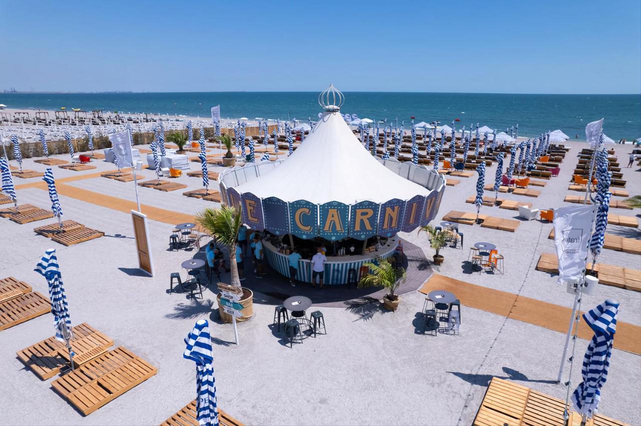 Ella Summerland Mamaia Bagian luar foto