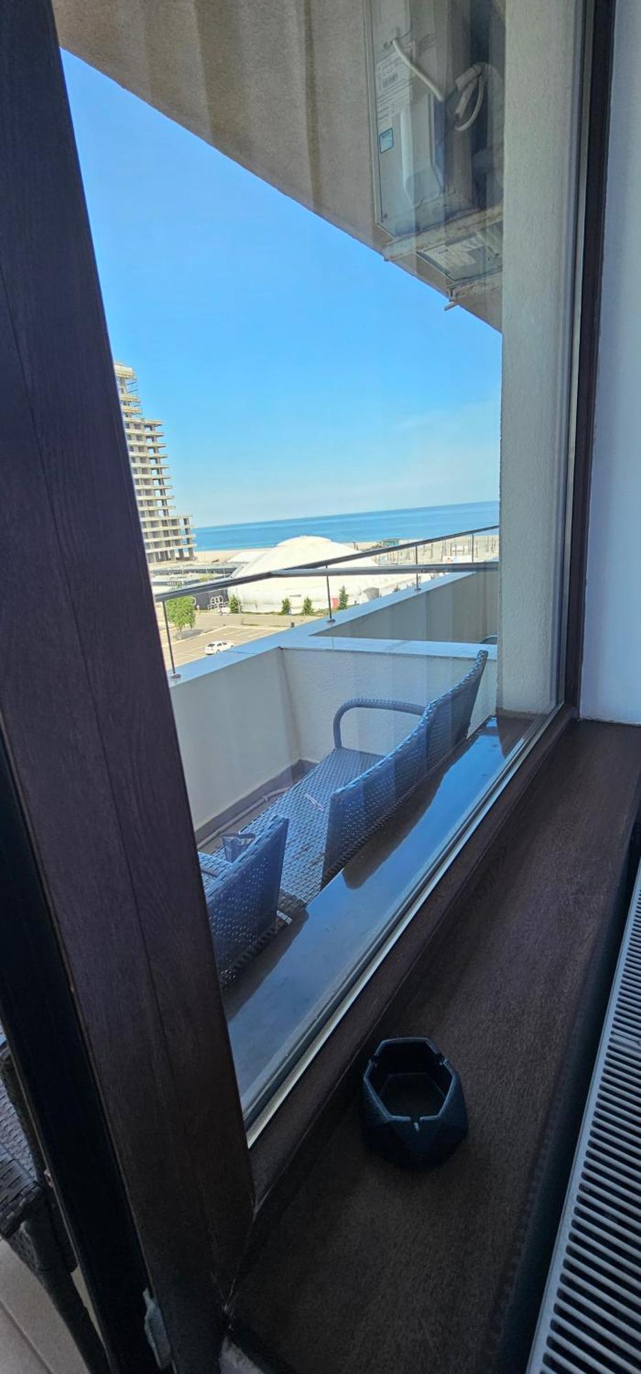 Ella Summerland Mamaia Bagian luar foto